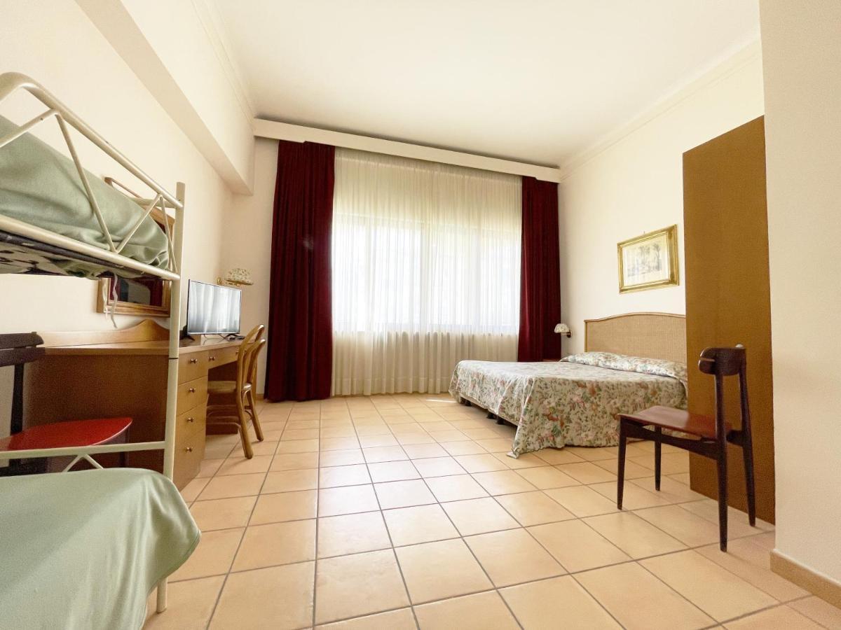 Hotel Reginella Sant'Agata sui due Golfi Exterior photo