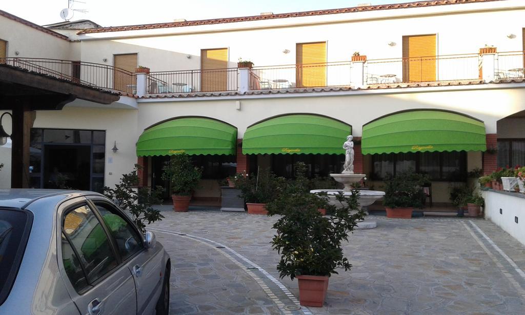 Hotel Reginella Sant'Agata sui due Golfi Exterior photo